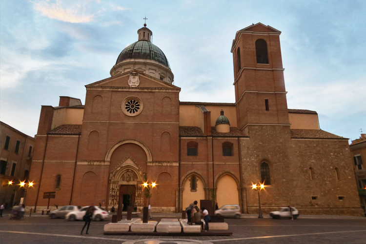 Basilica of St. Thomas the Apostle - Ortona (Province of Chieti)